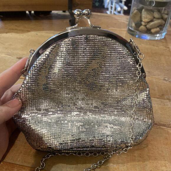 Bella Collection Silver Purse With An Extra Chain - Picture 1 of 6